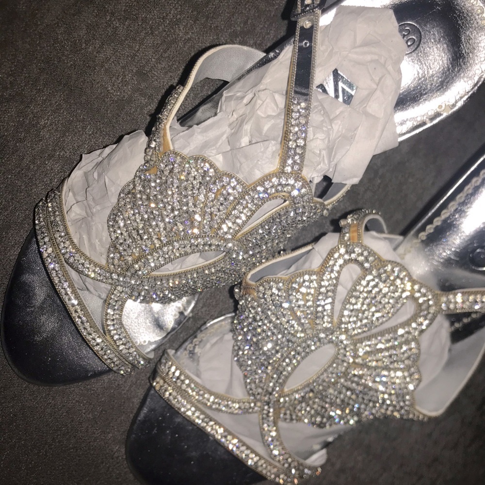 New Stylo Brand Heels